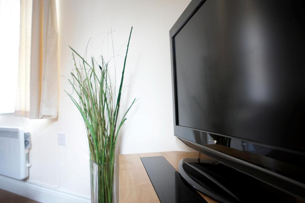 Perfect 2 Bedroom Apartment Located In City Centre With Parking Space ノリッチ 部屋 写真